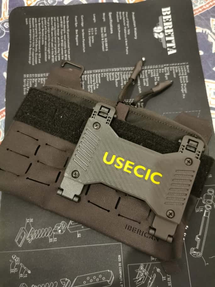 Soporte Taser USECIC